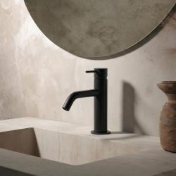 Waterevolution Flow umyvadlová baterie matně černá T110PR