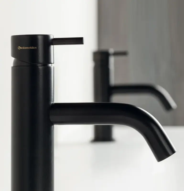 Waterevolution Flow umyvadlová baterie matně černá T110PR