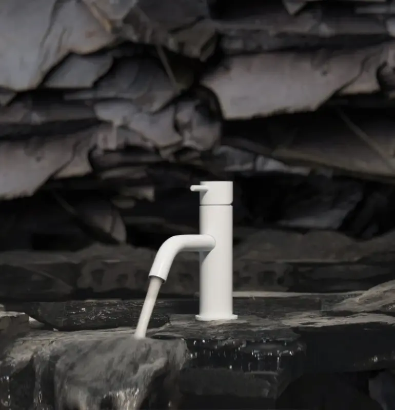 Waterevolution Flow umyvadlová baterie matně bílá T110BR