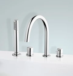Waterevolution Flow 4-otvorová vanová baterie pro montáž na okraj vany Chrom T13801