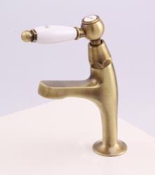 PB klasický fontánový kohoutek s bílou rukojetí na studenou vodu malý model bronz 1208854902