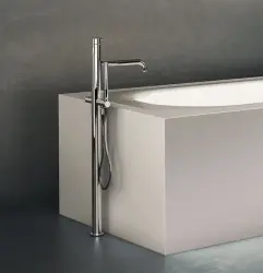 Waterevolution Flow volně stojící vanová baterie s ruční sprchou gun metal T133GME