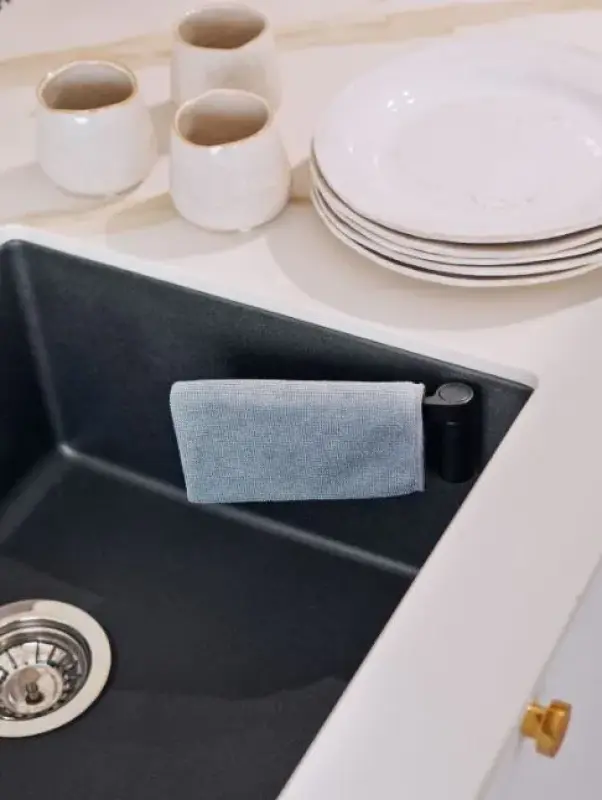 Magisso Magnetický držák na utěrky do dřezu, rovný, plastový, černý 30201011