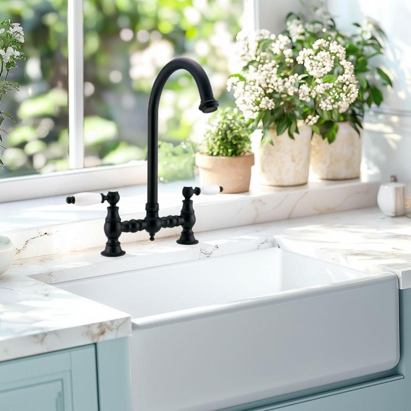 PB Nostalgická kuchyňská baterie matná černá s bílými rukojeťmi PBN.ZW.R.WH