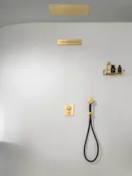 SB Vodopád výtok pro vestavěnou vanu PVD zlato 1208953545