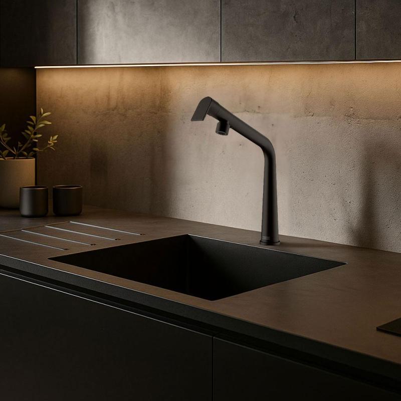 Franke Icon Kuchyňská baterie matná černá s otočným výtokem 115.0625.187