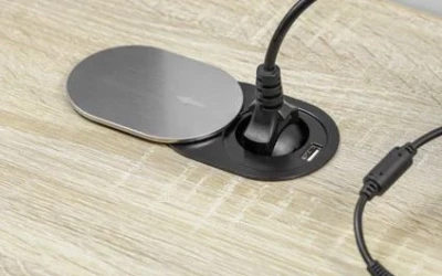 Indux Slide vestavná zásuvka do kuchyňské desky s USB C a zásuvkou barva nerez 1208957391