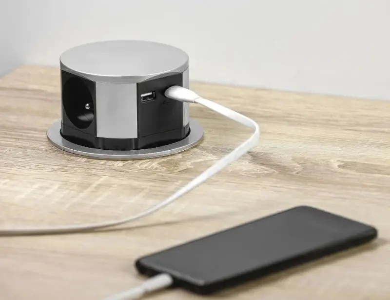 Indux Push ponorovatelná zemní stříbrná zásuvka v kuchyňské pracovní desce s 3 zásuvkami a 2 x USB 1208957412