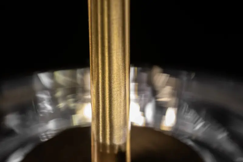 Decor Lime 332 mm vysoká moderní závěsná lampa v jantarové barvě 7887