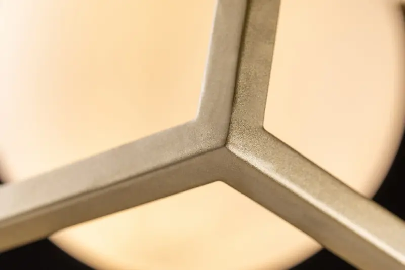 Dekorativní závěsná lampa Avelin se zlatým obdélníkovým rámem, šířka 45 cm 2232