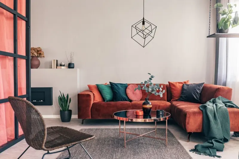 Decor Rosa černá geometrická závěsná lampa složená ze 2 černých krychlí 3437