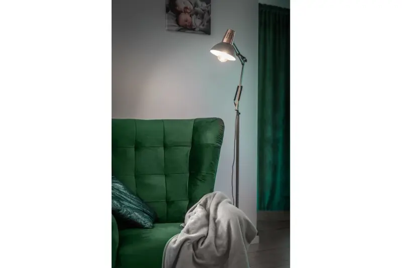 Decor Artemia šedá stojací lampa dlouhé kovové rameno průměr 16,5 cm 2300