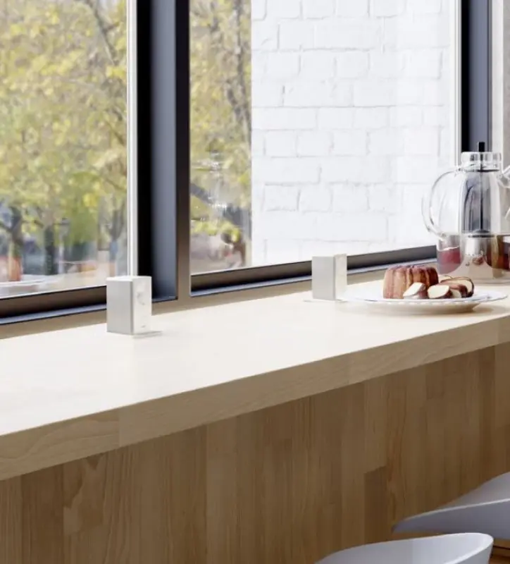 Indux Push vysouvací bílá zásuvka s uzemněním a 1xUSB A a 1xUSB C s nerezovým víkem 1208957929