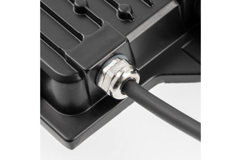 G-TECH LED reflektor s detektorem pohybu, 30W, 3000lm, AC220-240V, 50/60 Hz, PF>0,9, RA>80, IP65, 120°, 4000K, černý 1208959176