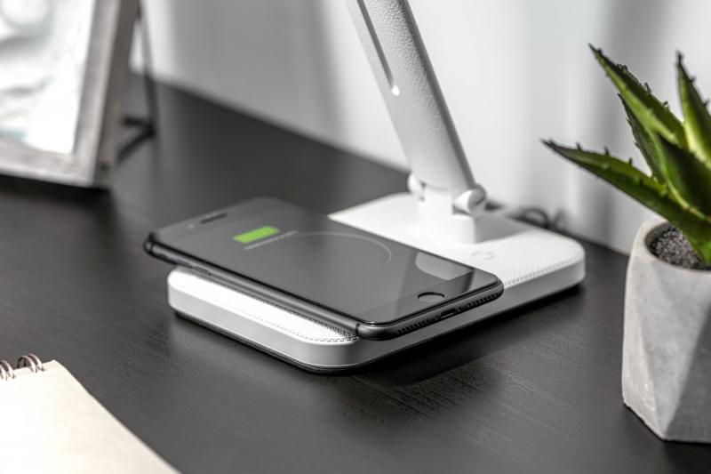 Deco IZUKA LED stolní lampa 6W 400lm AC220-240V 50/60Hz CCT indukční nabíječka bílá. 1208962496