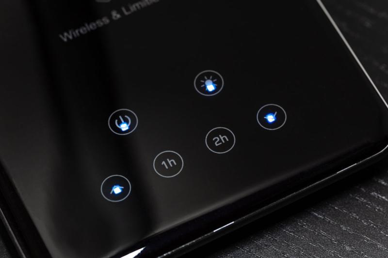 Dekor Stolní Lampa Tritton 6W 340lm AC220-240V 4-CCT Bezdrátové Nabíjení USB PF>0,5 RA>80 černá 1208962518