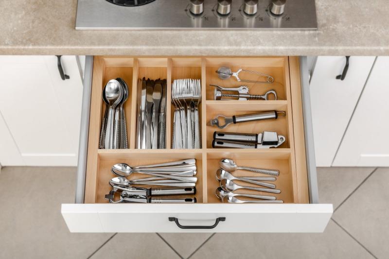 Decor Cutle Příborníky Kuchyně Nastavitelná Vložka pro 600-1000mm Skříně 1208966291