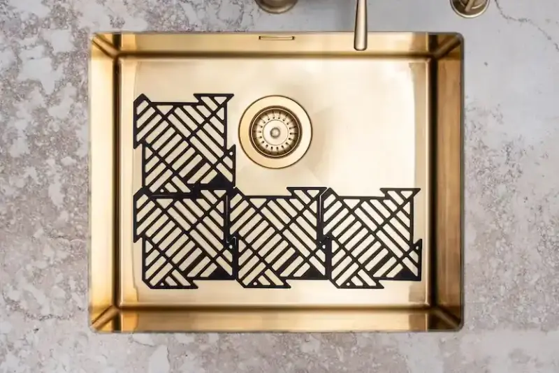 Magisso Happy Sink Puzzle černý ochranný podložka do dřezu, 4 kusy, černá, 32,5 x 32,5 cm, 1208967385