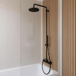 Waterevolution Flow sprchová kombinace s dešťovou sprchou matná černá 200mm T141NRPR