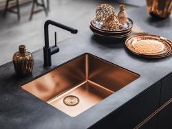 Pure.Sink Prestige dřez 34x40 cm PVD Měď 10mm radius pro spodní montáž, plochou montáž a horní montáž PPG3440-62.