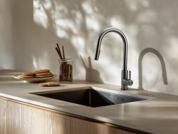 Pure.Sink Prestige dřez 40x40 cm PVD Gun Metal 10mm radius spodní montáž, plochá montáž a horní montáž PPG4040-61.