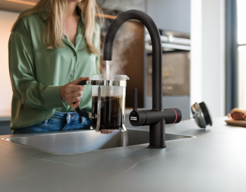 Franke Maris waterhub 7L boiler 3-1 s dotykovou elektronickou baterií na vařící vodu matná černá s vodní sadou 1208967855