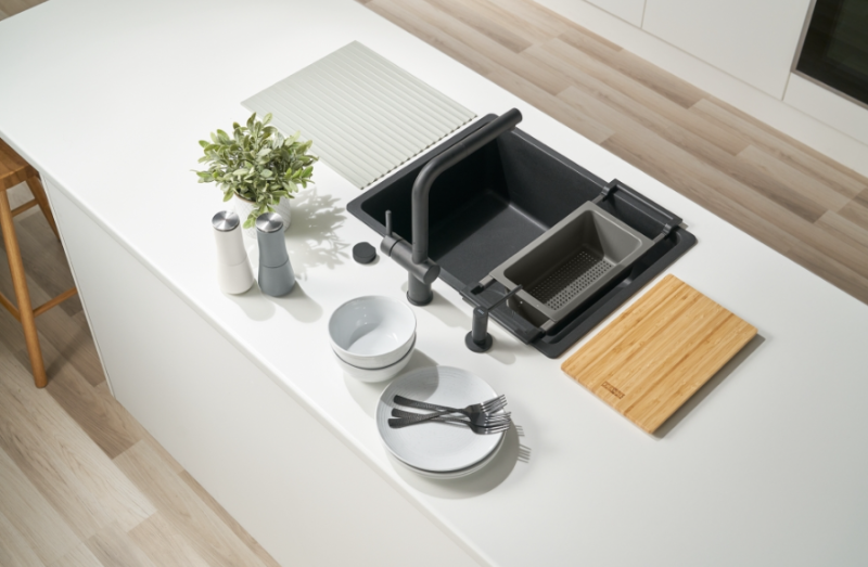 Franke Univerzální sada příslušenství All-In Set 3 - krájecí deska, plastová vložka, odkapávací podložka a teleskopický můstek 112.0655.483