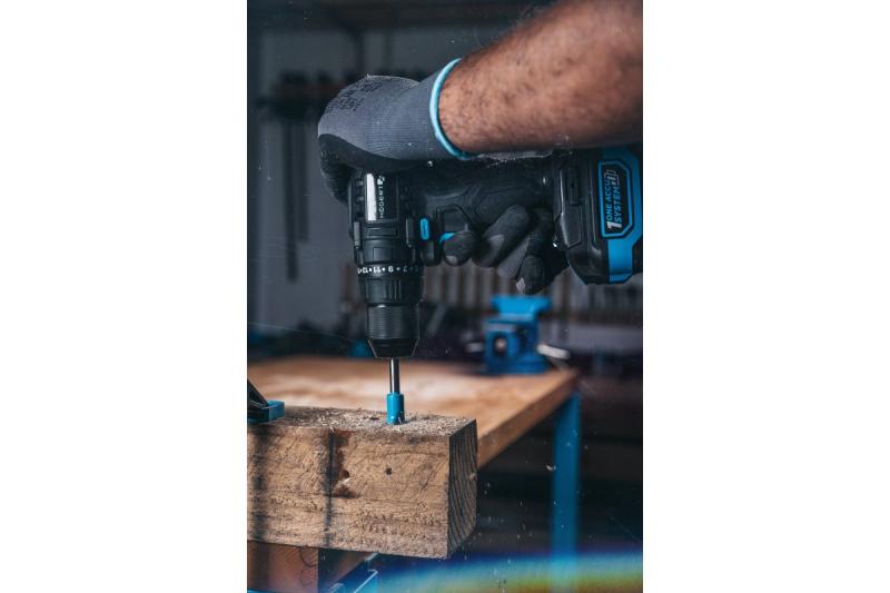 HÖGERT akumulátorová vrtačka 18V, sada s baterií, nabíječkou, držákem bitů, zásobníkem vrtáků.