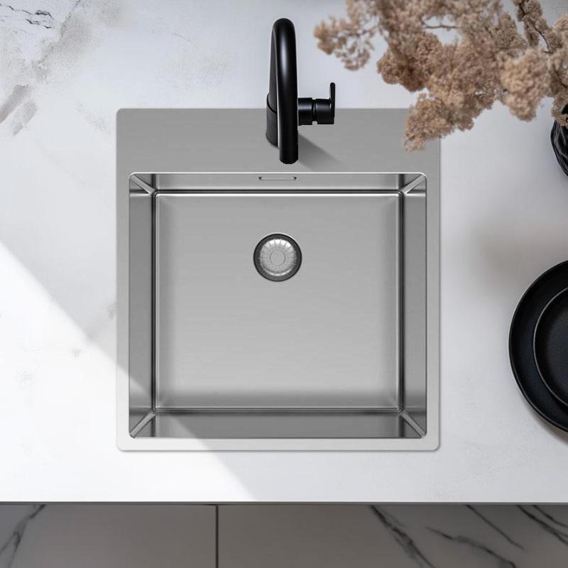 Pure.Sink Exclusivo nerezový dřez 49x52 cm Tapwing s dírou pro kohoutek, poloměr 10mm PEX4540T-02