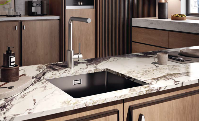 Ausmann Ceramic Ember Keramická černá čtvercová dřez na montáž a podmontáž 40 x 40 cm se zlatou zástrčkou 1208971486