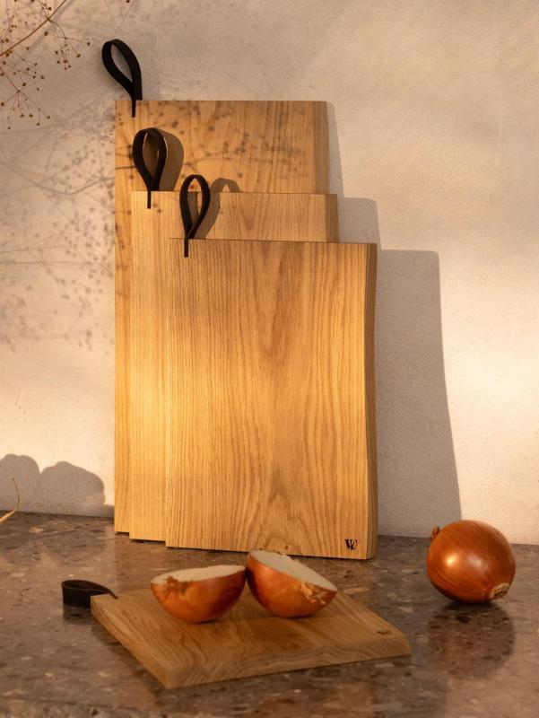 Woodsea Chop-Chop Oak L - Dubová prkénko na krájení 40x24cm s koženou rukojetí 1208971541