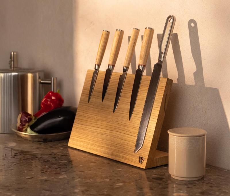 Woodsea Držte můj nůž - Dubový držák na nože Stůl 32x22 cm 1208971599