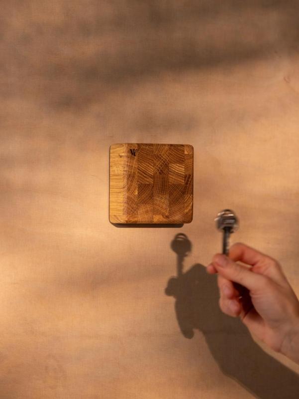 Woodsea End Grain Oak - Dubový Držák na Klíče 9x9 cm 1208971600