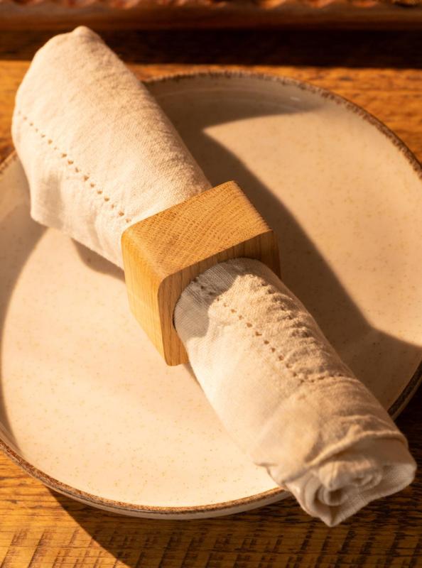 Woodsea Kroužek na ubrousky Dub - Dubový kroužek na ubrousky 5x5 cm 2 kusy 1208971602