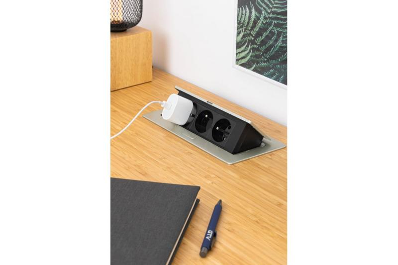 SOFT výsuvná elektrická zásuvka, napájecí kabel 1,5 m