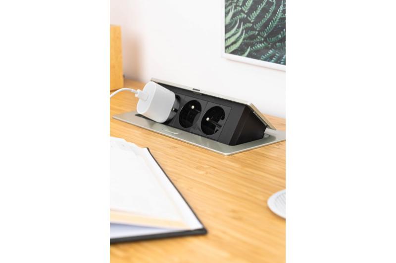 SOFT výsuvná elektrická zásuvka, napájecí kabel 1,5 m