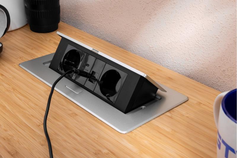 Nábytková zásuvka MULTISOFT, 2xSHUKO, USB A+C, RJ45, kabel 1,5 m, hliník