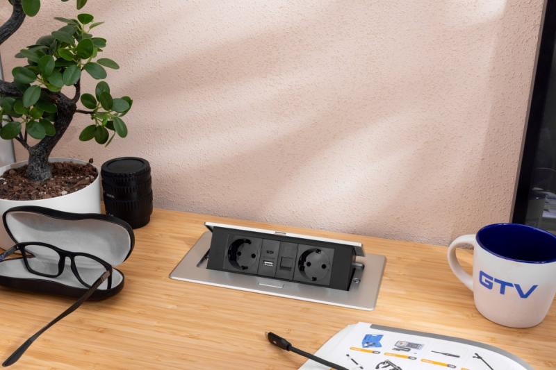 Nábytková zásuvka MULTISOFT, 2xSHUKO, USB A+C, RJ45, kabel 1,5 m, hliník