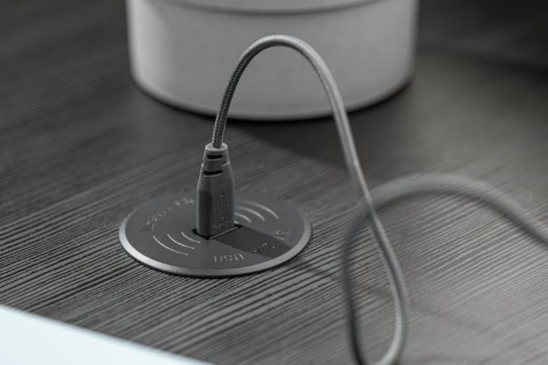 Bezdrátová nabíječka s rychlým nabíjením, zapuštěná, černá