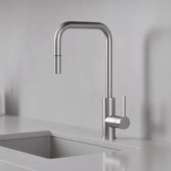 Pure.Sink Luxion masivní nerezová kuchyňská baterie čtvercová s výsuvným výtokem PLXSQUA-02